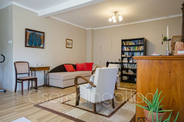 Eladó családi ház, Kapuváron 43.5 M Ft, 2 szobás