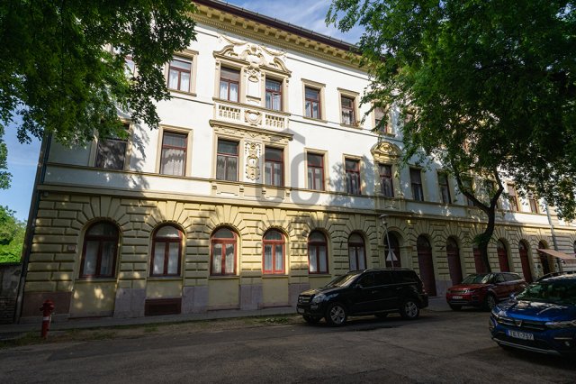 Eladó téglalakás, Budapesten, X. kerületben 69.9 M Ft, 4 szobás