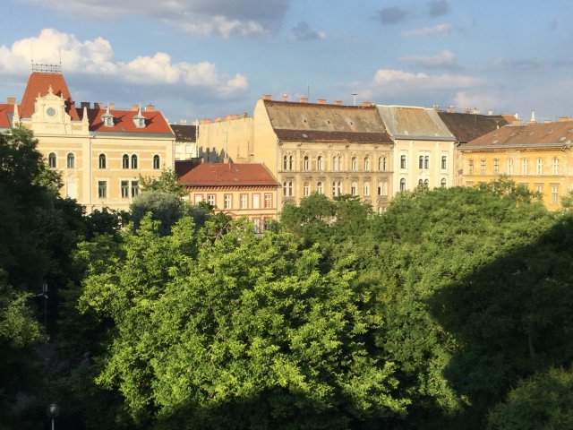 Eladó téglalakás, Budapesten, VII. kerületben, Klauzál téren