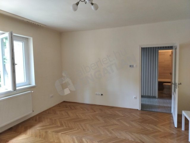 Kiadó téglalakás, albérlet, Budapesten, II. kerületben
