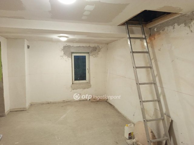 Eladó mezogazdasagi ingatlan, Szarvason 10.5 M Ft, 3 szobás