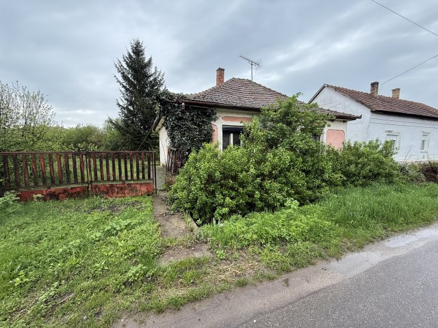 Eladó családi ház, Csengerben 11.9 M Ft, 2 szobás