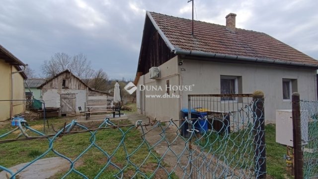 Eladó családi ház, Sülysápon 34.9 M Ft, 2 szobás