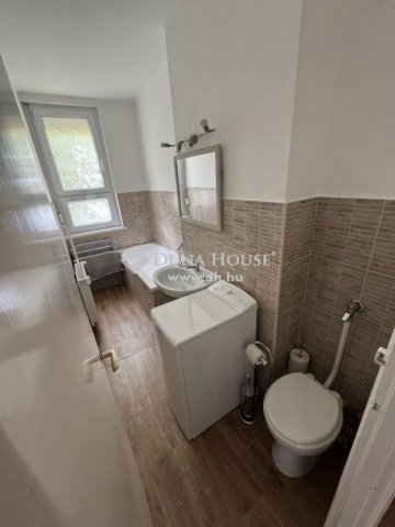 Eladó téglalakás, Budapesten, XVIII. kerületben 54.99 M Ft