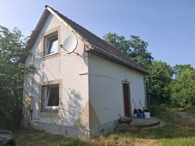 Eladó családi ház, Tóalmáson 14.99 M Ft, 4 szobás