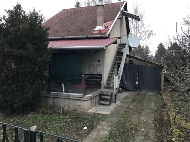 Eladó családi ház, Tápiószentmártonon 21.5 M Ft, 3 szobás