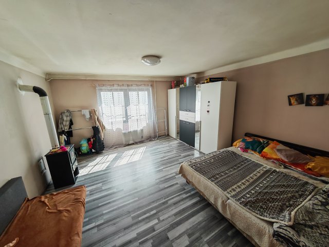 Eladó családi ház, Főnyeden 18.9 M Ft, 3 szobás