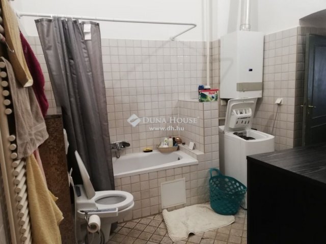 Eladó téglalakás, Budapesten, VI. kerületben 115 M Ft, 4 szobás