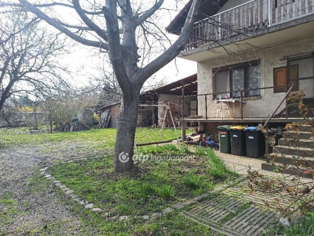 Eladó családi ház, Érden 85 M Ft, 4+1 szobás