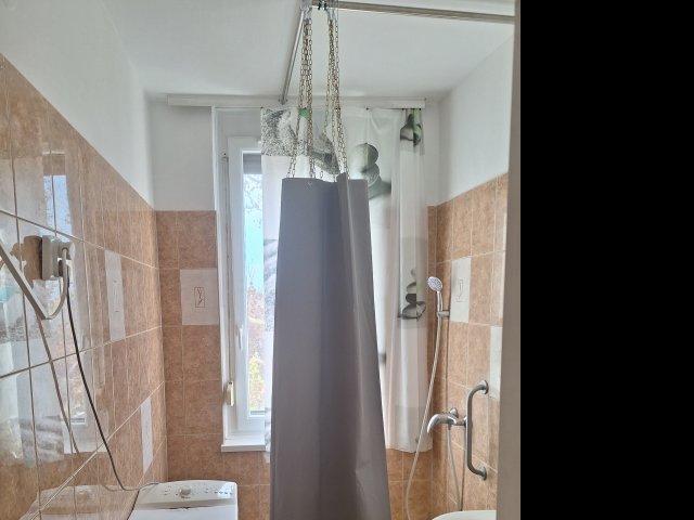 Kiadó téglalakás, albérlet, Székesfehérvárott 140 E Ft / hó