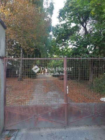 Kiadó ipari ingatlan, Halásztelken 300 E Ft / hó