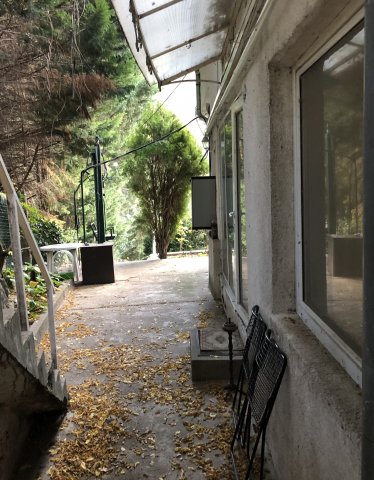 Kiadó téglalakás, albérlet, XII. kerületben, Zugligeti úton