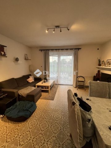 Eladó családi ház, Besnyőn 61.9 M Ft, 6 szobás