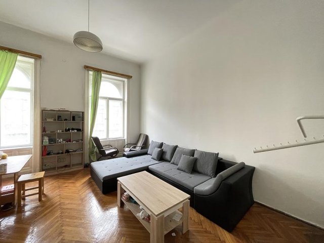 Eladó téglalakás, Budapesten, VI. kerületben 94.8 M Ft