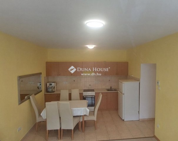 Eladó téglalakás, Kaposszekcsőn 21.5 M Ft, 3 szobás