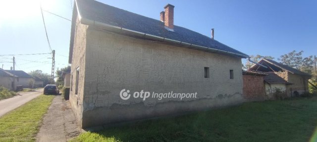 Eladó családi ház, Szelevényen 9.9 M Ft, 2+1 szobás