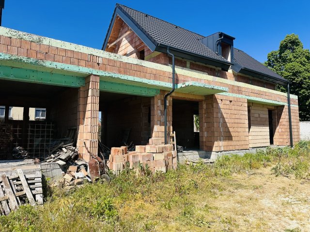 Eladó ikerház, Keszthelyen 187 M Ft, 5 szobás