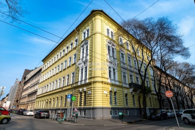 Kiadó ipari ingatlan, Budapesten, VII. kerületben 220 E Ft / hó