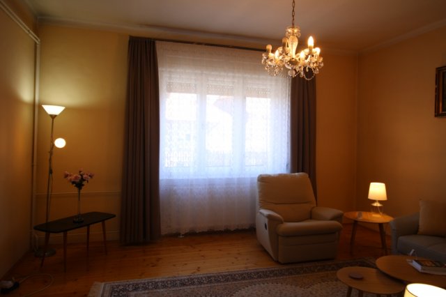 Eladó családi ház, Komlón, Pécsi úton 51.9 M Ft, 5 szobás