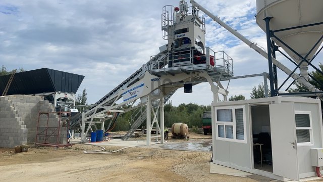 Eladó ipari ingatlan, Csepregen 350 M Ft / költözzbe.hu