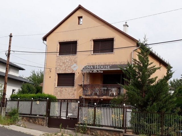 Eladó családi ház, Budapesten, XXI. kerületben 124 M Ft