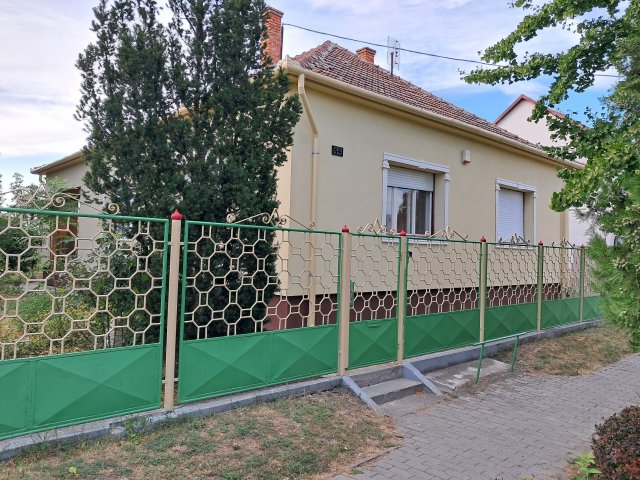 Eladó családi ház, Zagyvarékason 19.9 M Ft, 3 szobás