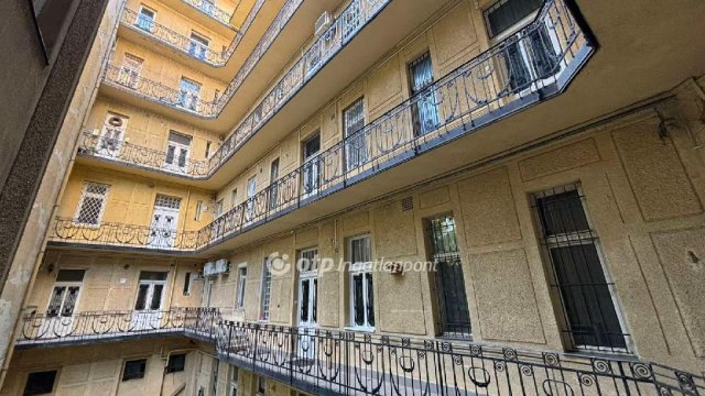 Eladó téglalakás, Budapesten, I. kerületben 125 M Ft, 3 szobás