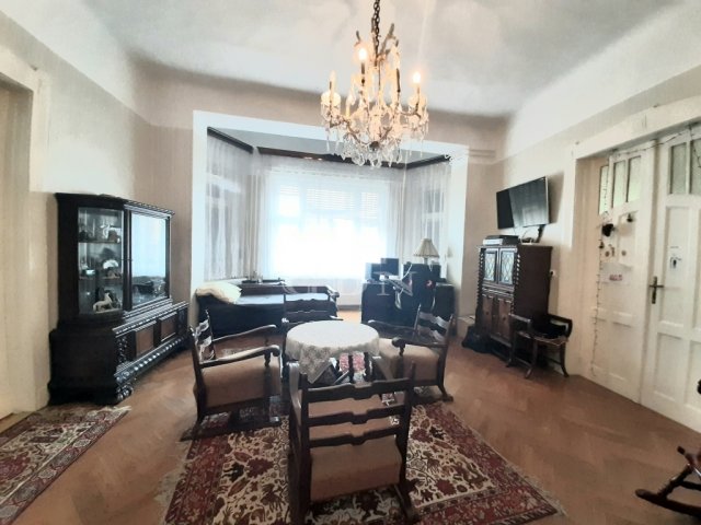 Eladó családi ház, Budapesten, XV. kerületben 108 M Ft, 5 szobás