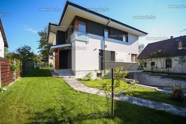 Eladó családi ház, Budapesten, II. kerületben 380 M Ft, 6 szobás