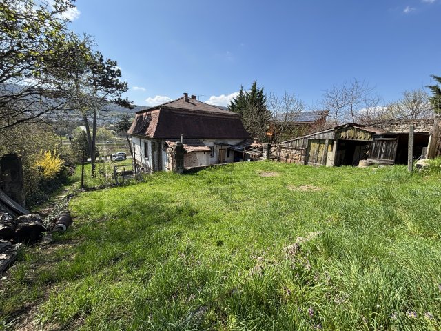 Eladó telek, Budapesten, III. kerületben 255 M Ft