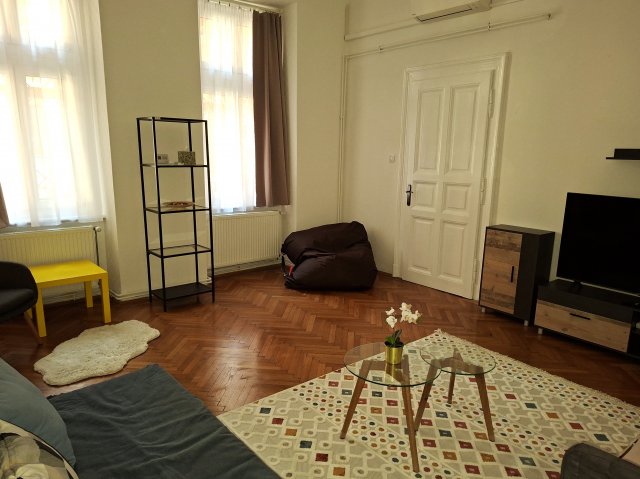 Kiadó téglalakás, albérlet, Budapesten, VIII. kerületben
