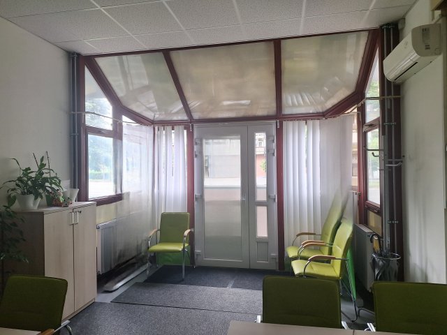Kiadó iroda, Kecskeméten 120 E Ft / hó / költözzbe.hu