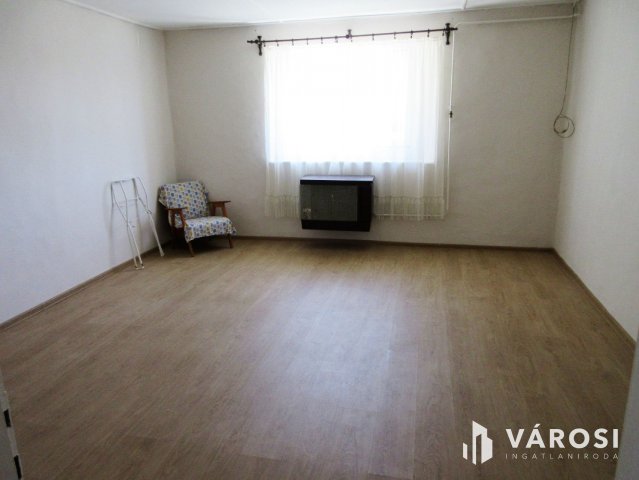 Eladó családi ház, Gádoroson 16.3 M Ft, 3 szobás