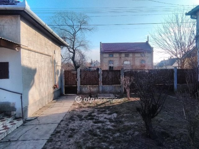 Eladó családi ház, Hajdúszováton 14.8 M Ft, 2 szobás