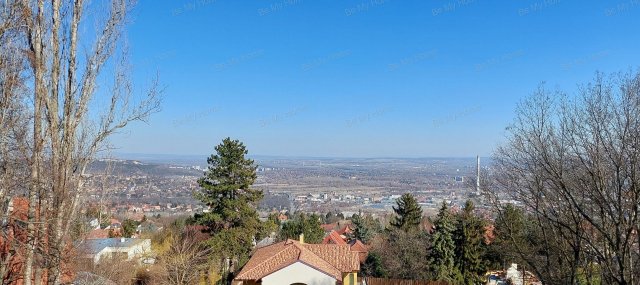 Eladó telek, Budapesten, III. kerületben 220 M Ft