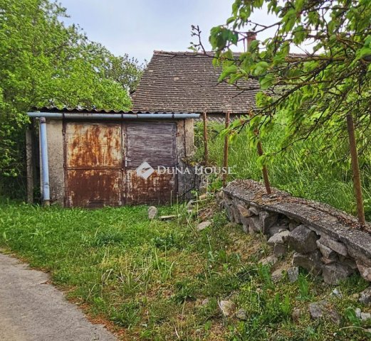 Eladó családi ház, Erdősmecskén 14.99 M Ft, 3 szobás