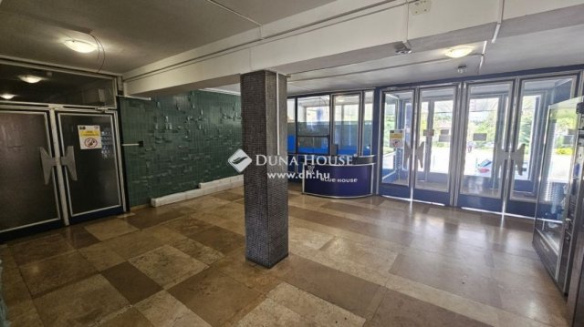 Eladó ipari ingatlan, Tatabányán 889 M Ft / költözzbe.hu