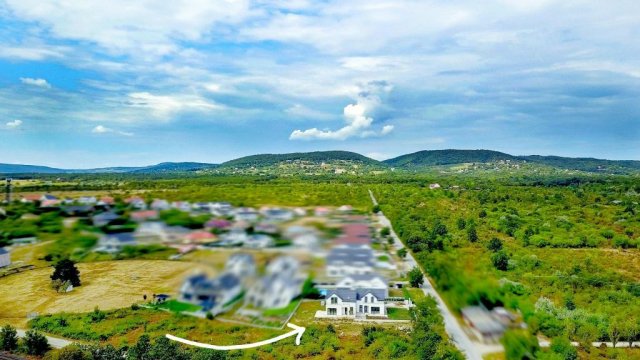 Eladó téglalakás, Balatonakaliban 139 M Ft, 4 szobás