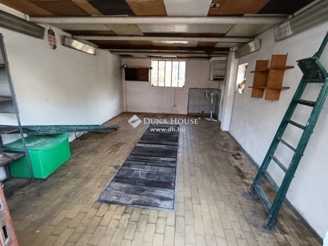 Eladó családi ház, Budapesten, XVIII. kerületben 66.9 M Ft
