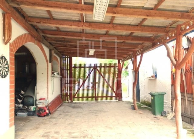Eladó családi ház, Szaporcán 99 M Ft, 4 szobás