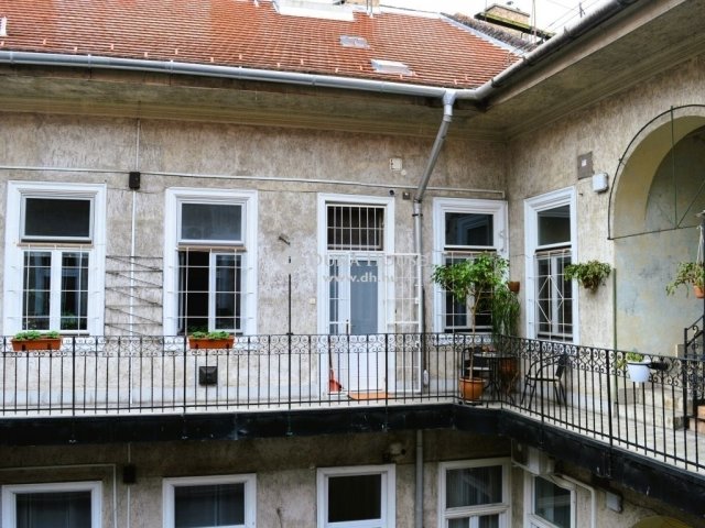 Eladó téglalakás, Budapesten, II. kerületben 85.8 M Ft, 2 szobás