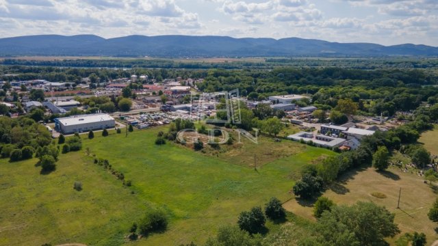 Eladó telek, Vácon 190 M Ft / költözzbe.hu