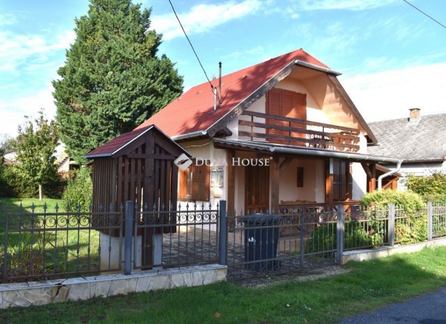 Eladó nyaraló, Borgátán 37 M Ft, 3 szobás