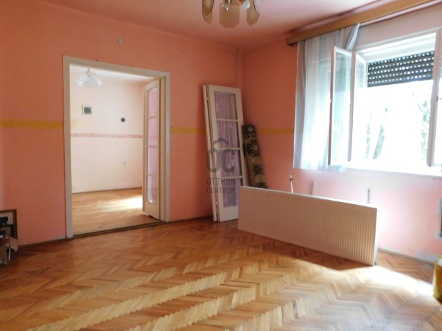 Eladó családi ház, Jászkarajenőn 18 M Ft, 3 szobás