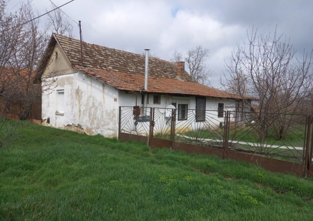 Eladó családi ház, Kaszaperen, Győzelem utcában 3.6 M Ft