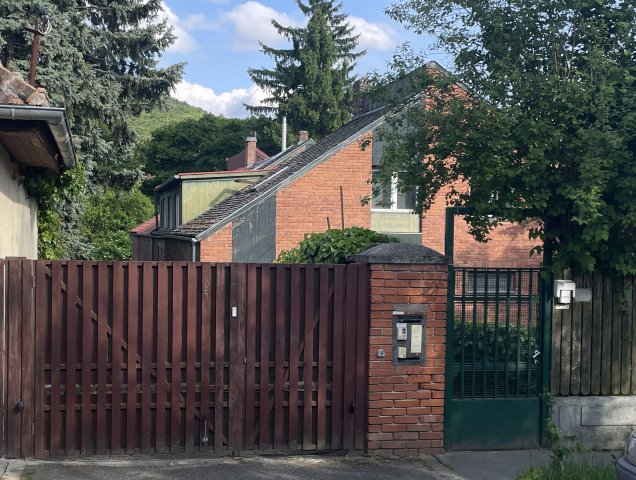 Eladó téglalakás, Budakeszin 123.9 M Ft, 3+1 szobás