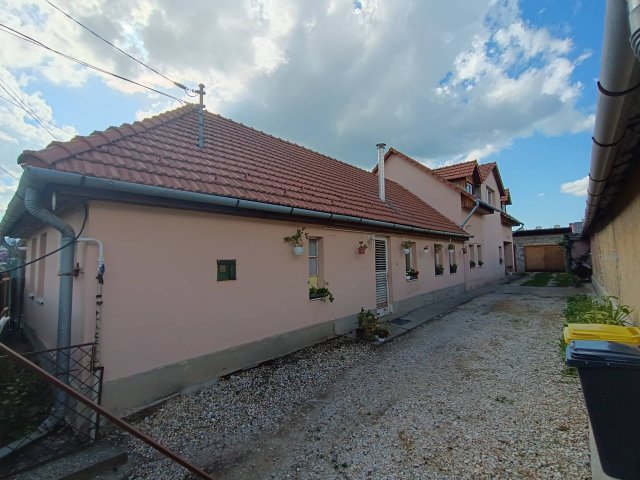 Eladó családi ház, Miskolcon 49.9 M Ft, 5 szobás