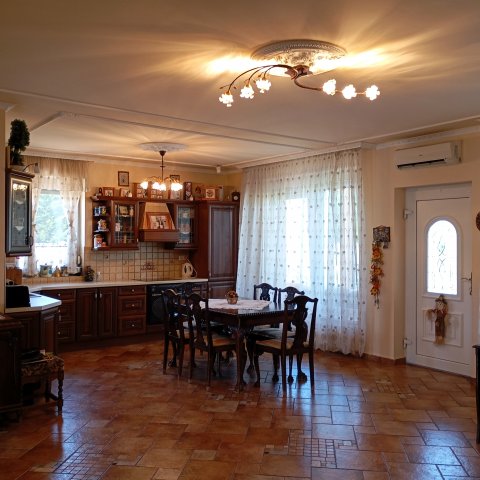 Eladó családi ház, Győrött 123 M Ft, 3 szobás
