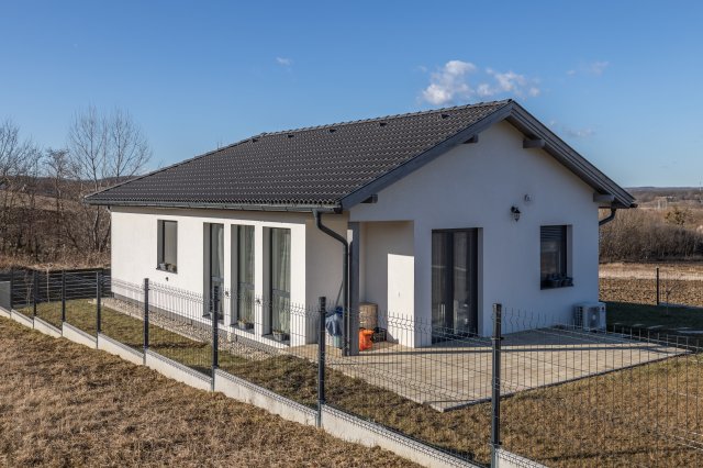 Eladó családi ház, Zalaegerszegen 54.6 M Ft, 4 szobás