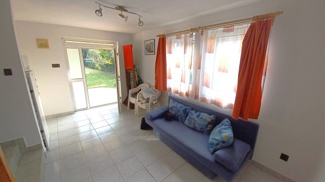 Eladó családi ház, Balatonkenesén 115 M Ft, 4 szobás